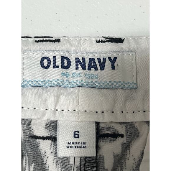 Old Navy Women’s Size 6 White & Black Blackjack” Everyday Shorts 100% Cotton - Picture 3 of 9